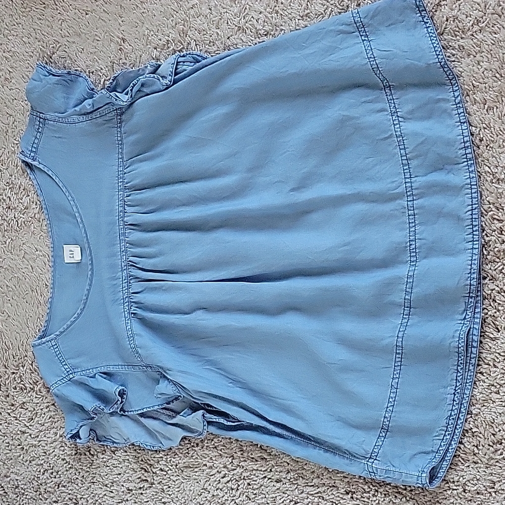 Gap- chambray shirt, size M